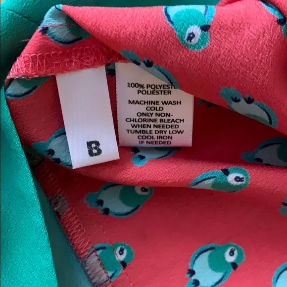 📍FIRM📍Bird 🐦 top Sleeveless shell tank - Picture 7 of 16